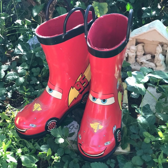 lightning mcqueen rain boots